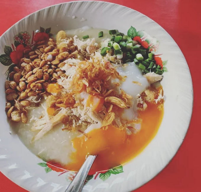Bubur Ayam Jakarta: Menu Pagi yang Selalu Bikin Kangen