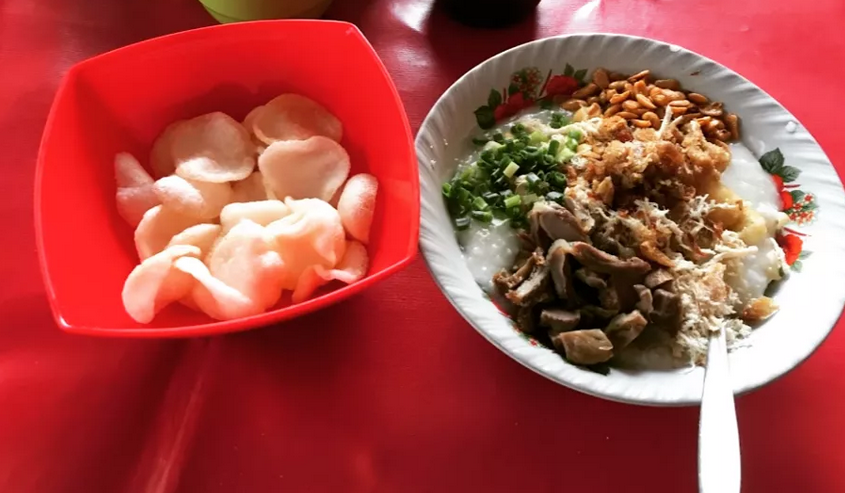 Fakta Mengapa Bubur Ayam Menjadi Sarapan Paling Menyehatkan